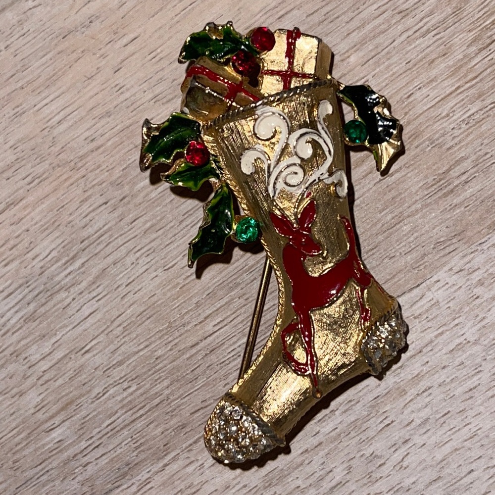 Vintage Hattie Carnegie Goldtone Enamel & Crystal Christmas Stocking Brooch Pin